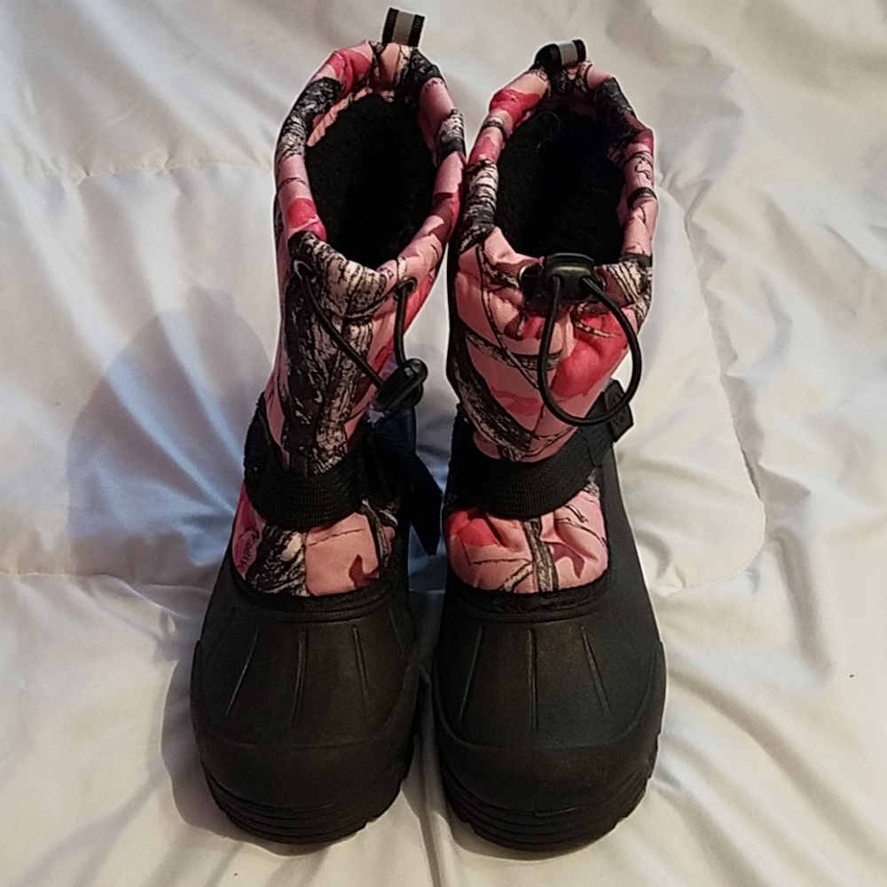 Size  Northside snow boots